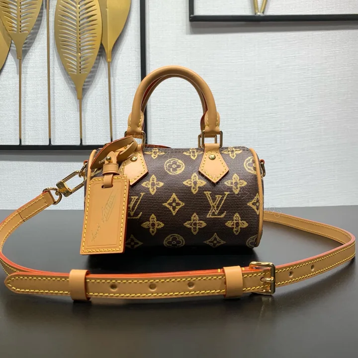 View 1 of LV 高仿 女款 Nano Speedy 迷你手提斜背包 經典老花 百搭復古風