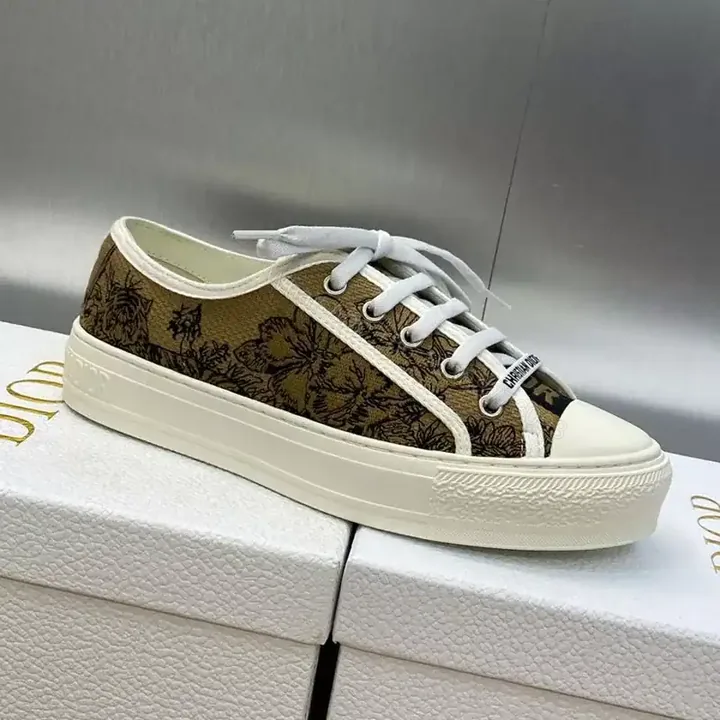 View 1 of WALK’N’DIOR PLATFORM SNEAKERS UNISEX TOILE DE JOUY VOYAGE EMBROIDERED BEIGE – CD186