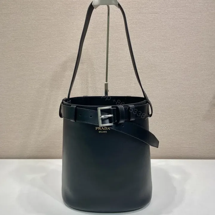 View 1 of 高仿Prada*Buckle系列1BE085小牛皮水桶包黑色免檢版