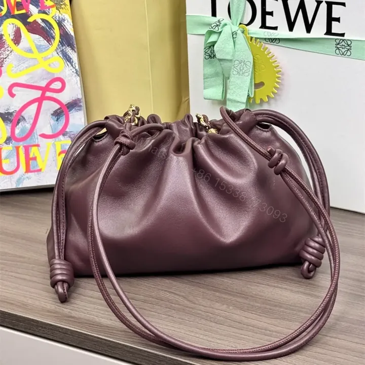 View 1 of 高仿Loewe*Flamenco系列7240雲朵包勃艮第紅中號免檢版