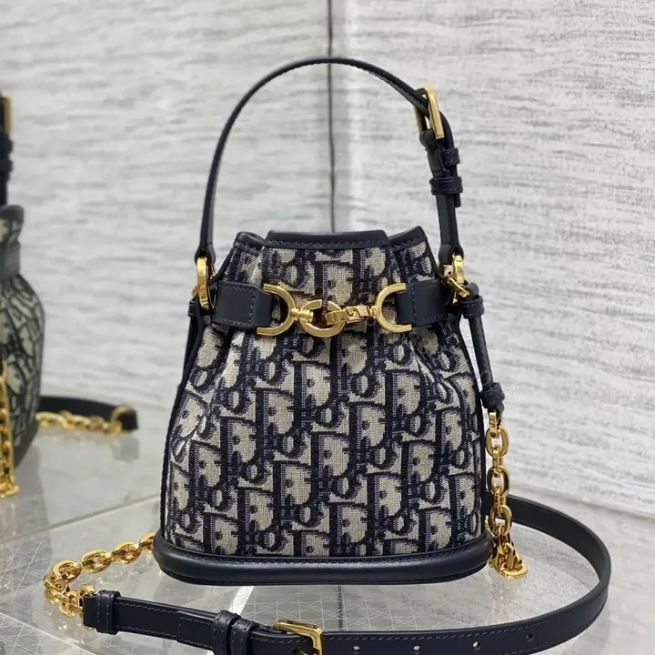 View 1 of 高仿Dior*Cest系列M227M928印花水桶包小號免檢版