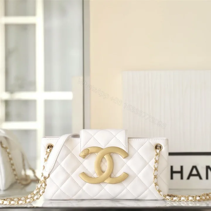 View 1 of 高仿Chanel*24C系列AS4611法棍包白色免檢版