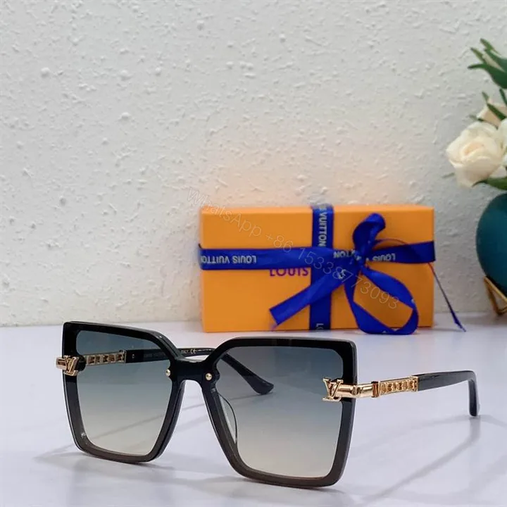 View 1 of LV SUNGLASSES – GLVT15