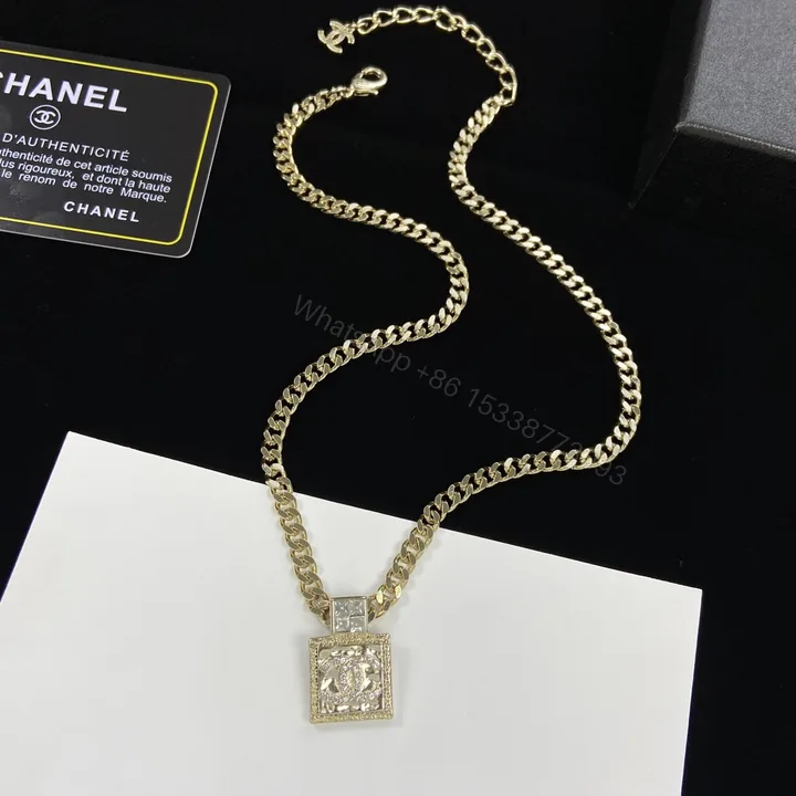 View 1 of EN – Lux Chanel Necklaces 028