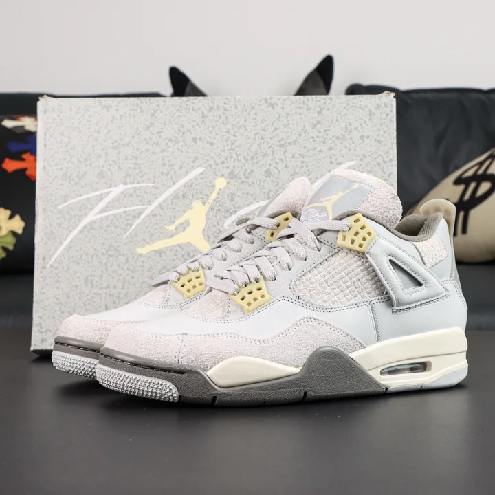 View 1 of Air Jordan 4 SE “Craft Photon Dust” Reps