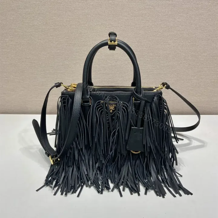 View 1 of 高仿Prada*Gaalleria系列1BA986流蘇包黑色小號免檢版