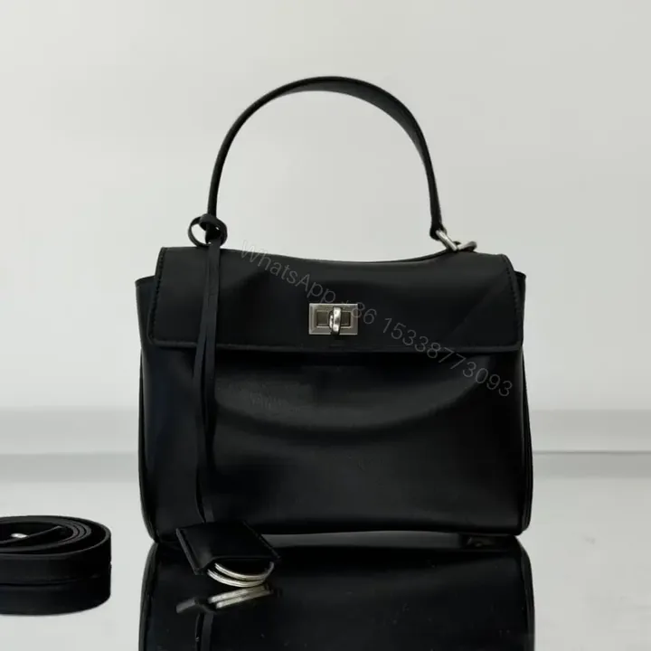 View 1 of 高仿Balenciaga*Rodeo系列7U1000小牛皮手袋黑銀Mini免檢版