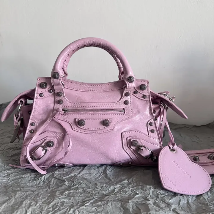 View 1 of 高仿Balenciaga*NeoCagole系列機車包粉色