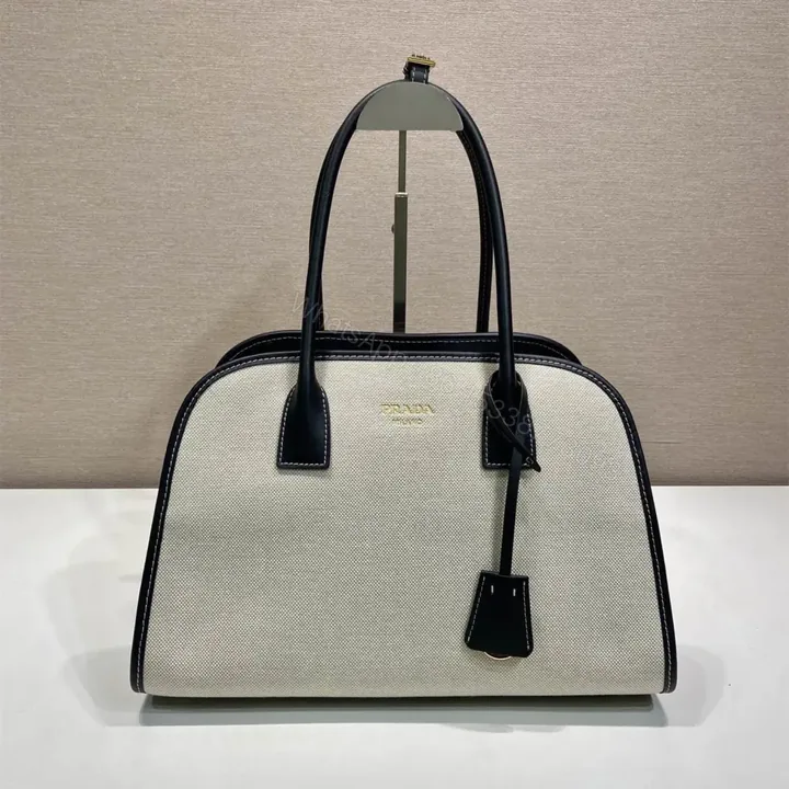 View 1 of 高仿Prada*Oversize系列1BG572織物手提包黑色中號免檢版