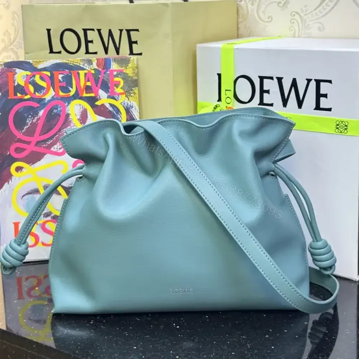 View 1 of 高仿Loewe*Flamenco系列4412小牛皮雲朵包水藍色中號免檢版