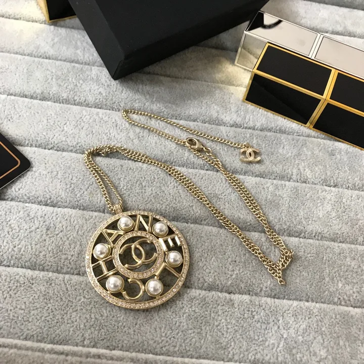 View 1 of EN – Lux Necklace CHL021