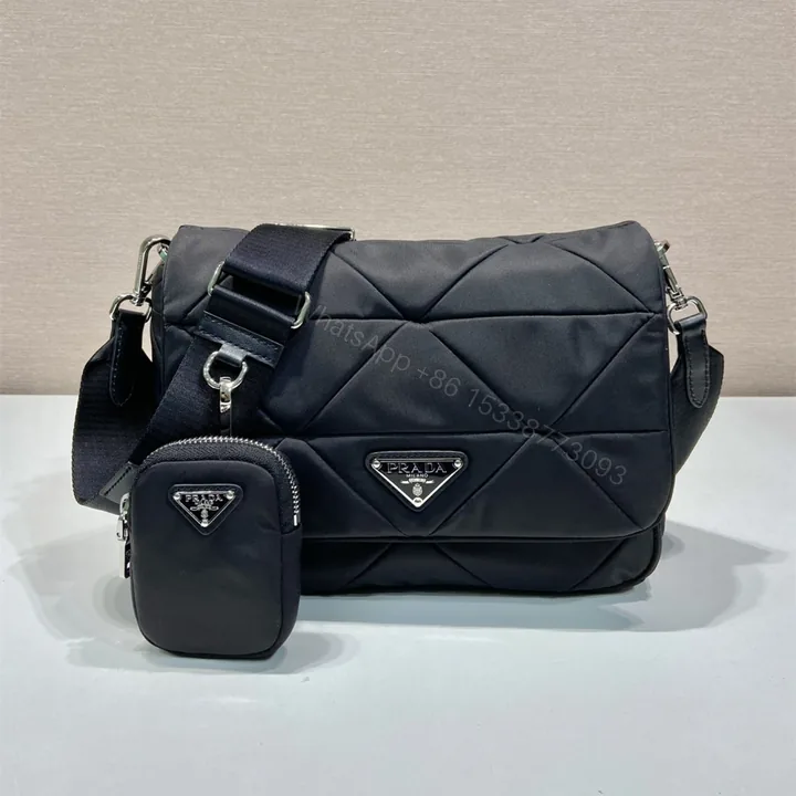 View 1 of 高仿Prada*Re-Edition系列郵差包1BD290免檢版