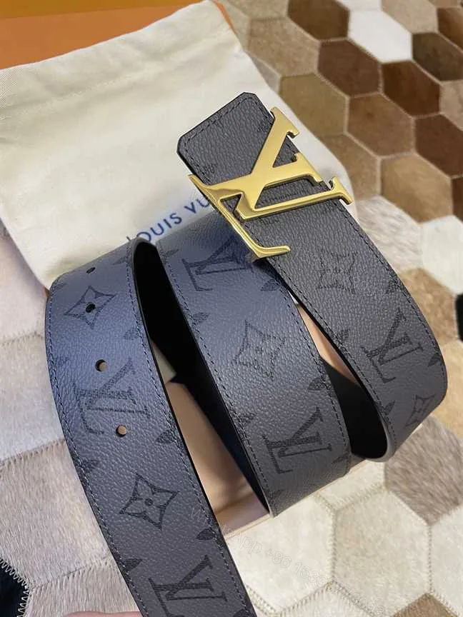 View 1 of LOUIS VUITTON 3 STEPS 40MM REVERSIBLE BELT – B169