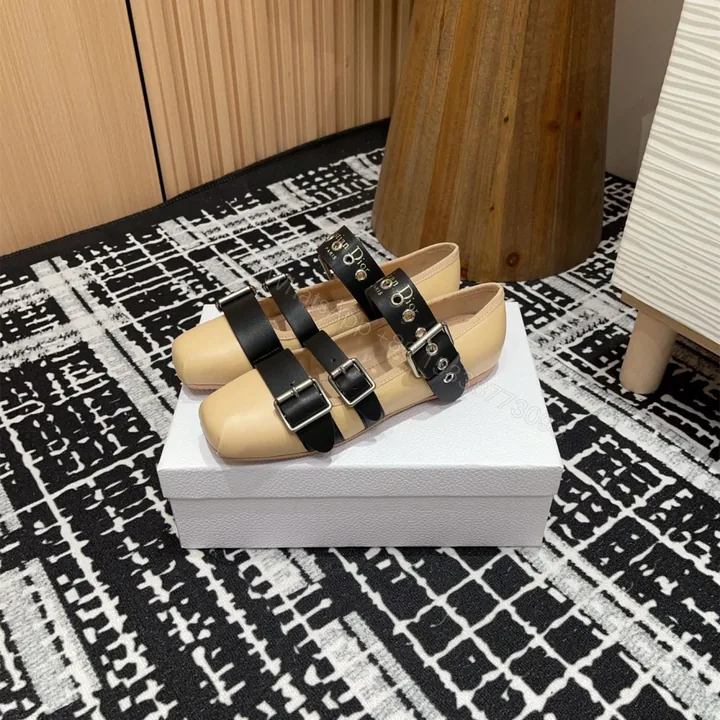View 1 of 高仿Dior*Punk系列KCB948平頭塔扣休閒單鞋膚色免檢版
