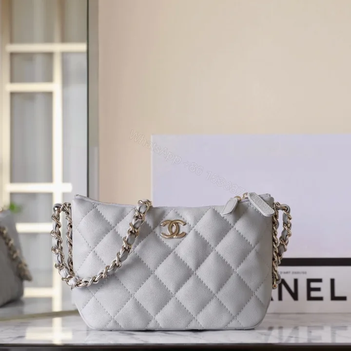 View 1 of 高仿Chanel24P*AS4319球紋牛皮單肩包免檢版
