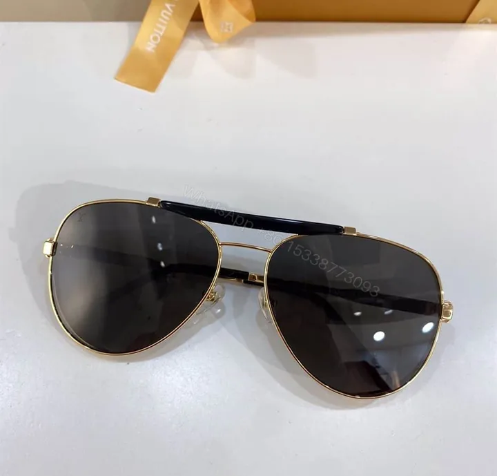 View 1 of LV SUNGLASSES – GLVT28