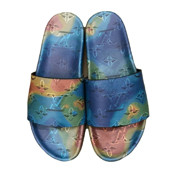View 1 of LOUIS VUITTON MONOGRAM 3D EFFECT PRINT SLIDES – LVS44