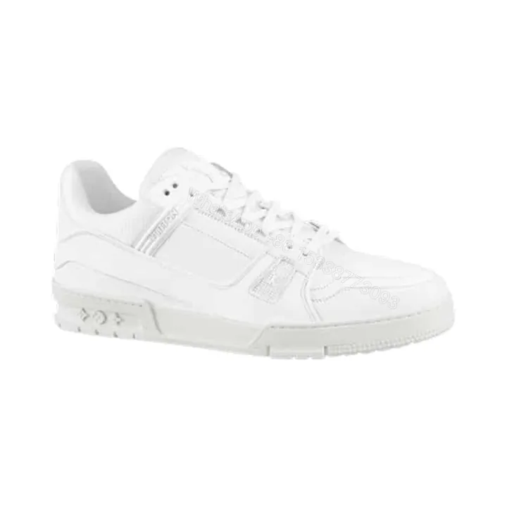 View 1 of LOUIS VUITTON SNEAKER – LSVT305