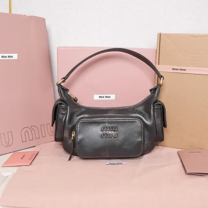 View 1 of 高仿miumiu*5BC146小羊皮機車包做舊色免檢版