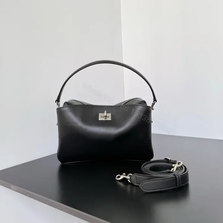 View 1 of 高仿Balenciaga*Rodeo系列U1000小牛皮相機包黑色銀扣免檢版