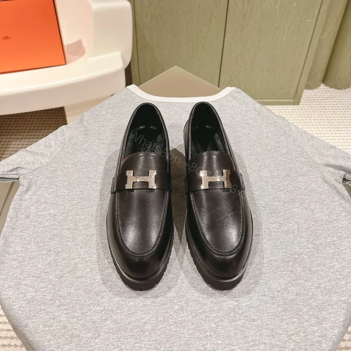 View 1 of 高仿Hermes*H232137Z02小牛皮樂福鞋黑色免檢版