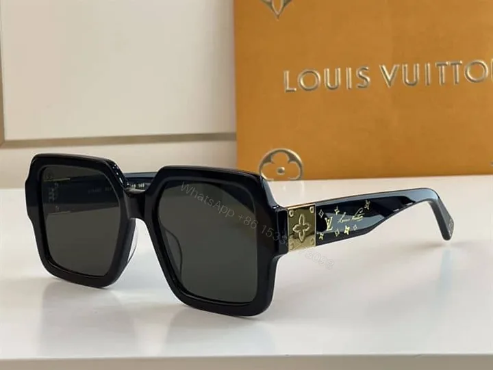 View 1 of LV SUNGLASSES – GLVT27