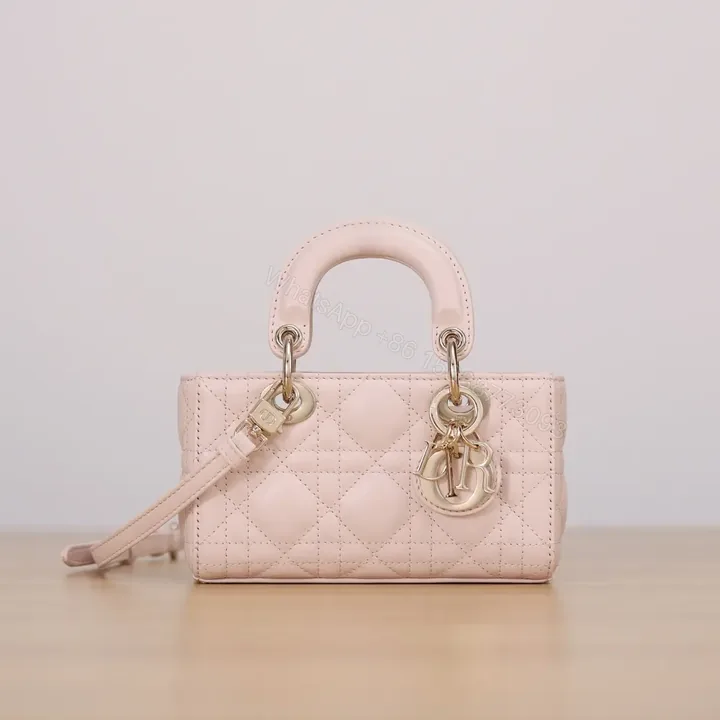View 1 of 高仿Dior*LadyDJoy系列S0910M49P小羊皮戴妃包玫瑰粉Mini免檢版