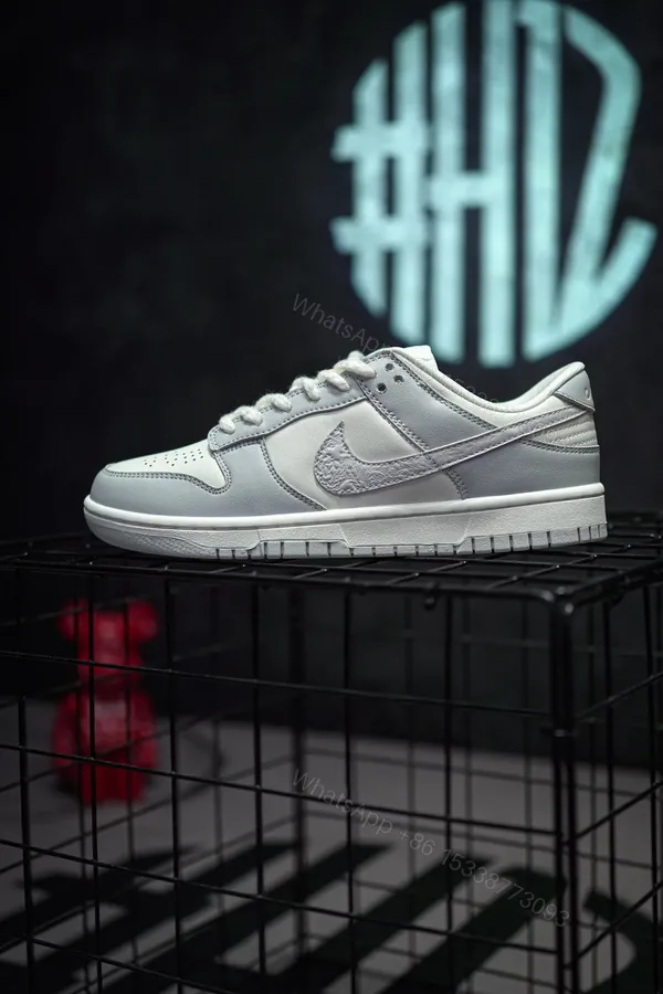 View 1 of Nike Dunk SB Low “relief” Replicas