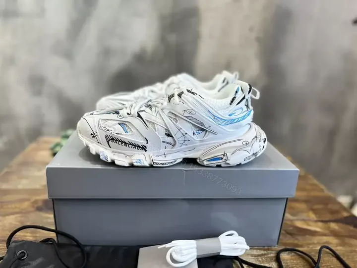 View 1 of BALENCIAGA TRACK SNEAKER – BB251