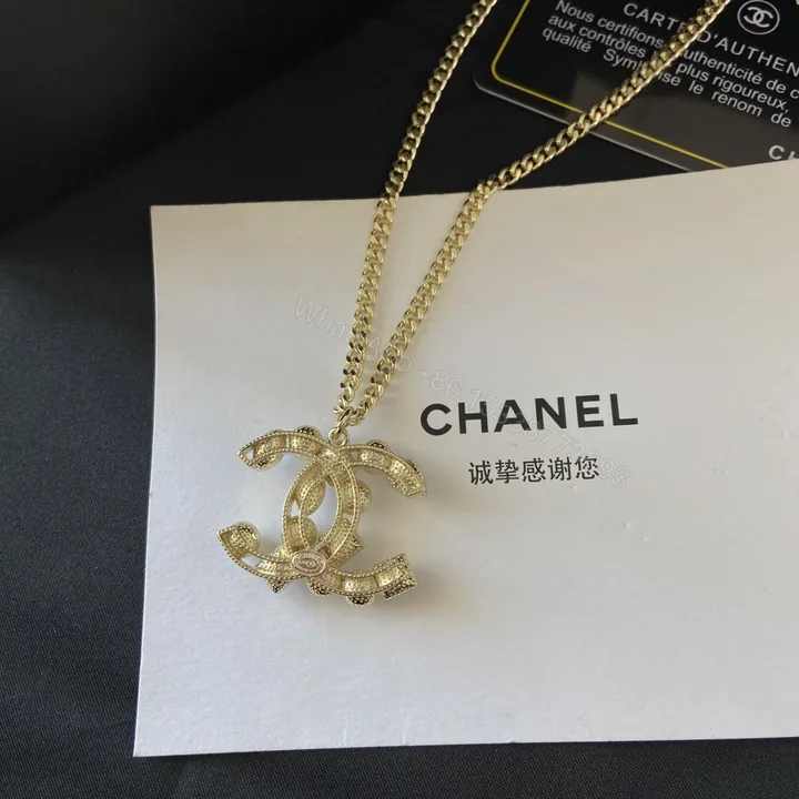 View 1 of EN – Lux Chanel Necklaces 035