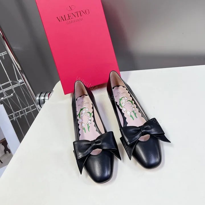 View 1 of 高仿Valentino*6W2S0LB蝴蝶結高踭鞋黑色4.5CM免檢版