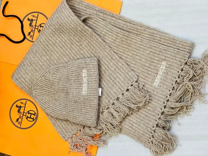 View 1 of HERMES