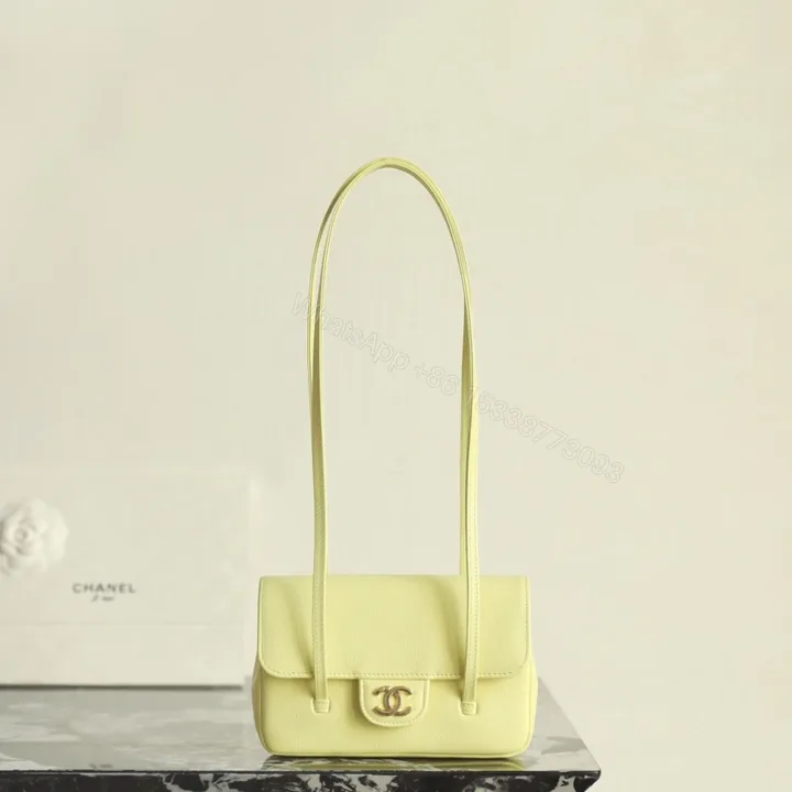 View 1 of 高仿Chanel*26P系列AP5068小牛皮單肩包小雞黃Mini免檢版