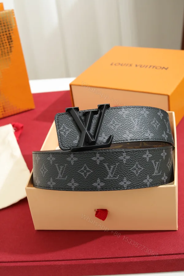 View 1 of LV 復刻男款黑灰Monogram皮帶 霧黑LV字母扣潮流款