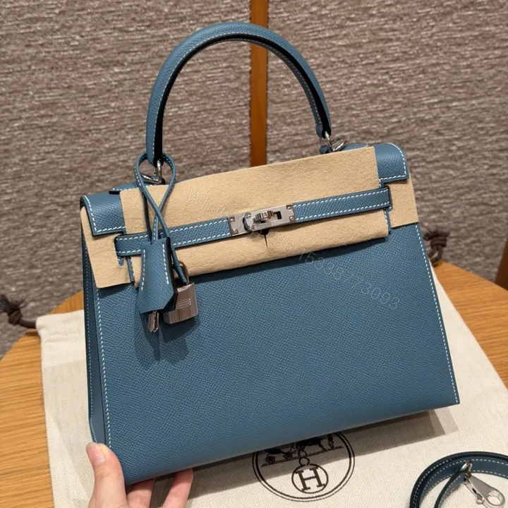 View 1 of 高仿Hermes*Kelly25系列H043110EP7C牛仔藍銀扣牛皮純手工