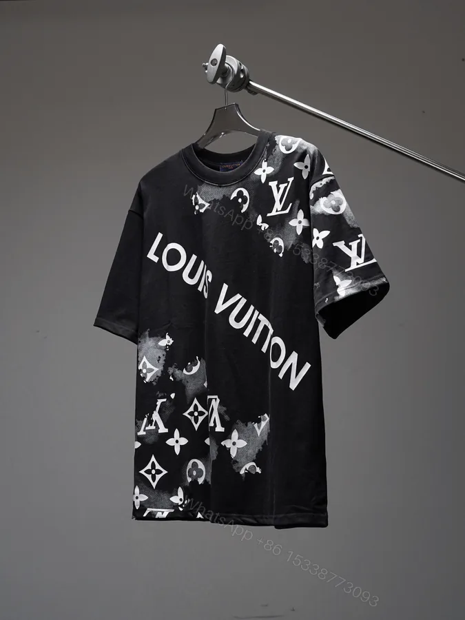 View 1 of LV A貨男款滿版字母印花短袖T恤 黑色潮流寬鬆款