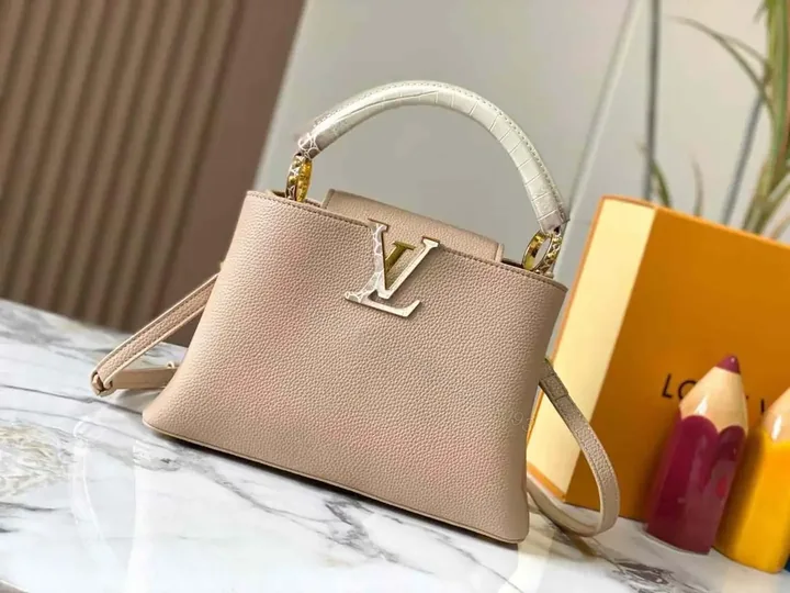 View 1 of LOUIS VUITTON