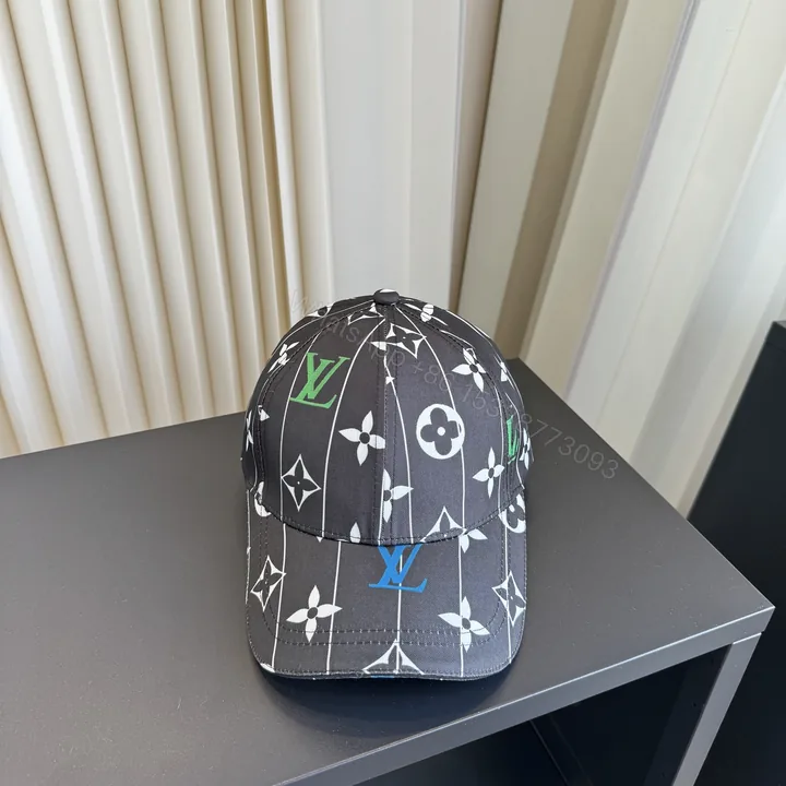 View 1 of LV A貨 男/女款 黑灰滿版老花棒球帽 經典百搭款