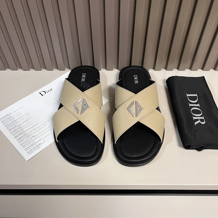 View 1 of Dior 一比一 男款 交叉皮革拖鞋 時尚休閒款