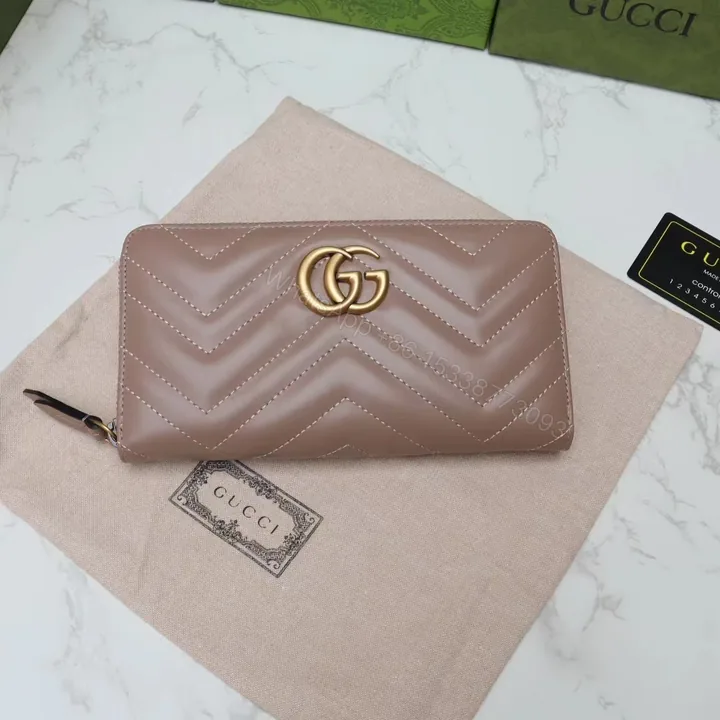 View 1 of Gucci 高仿GG Marmont V型絎縫拉鍊長夾 粉棕色復古風