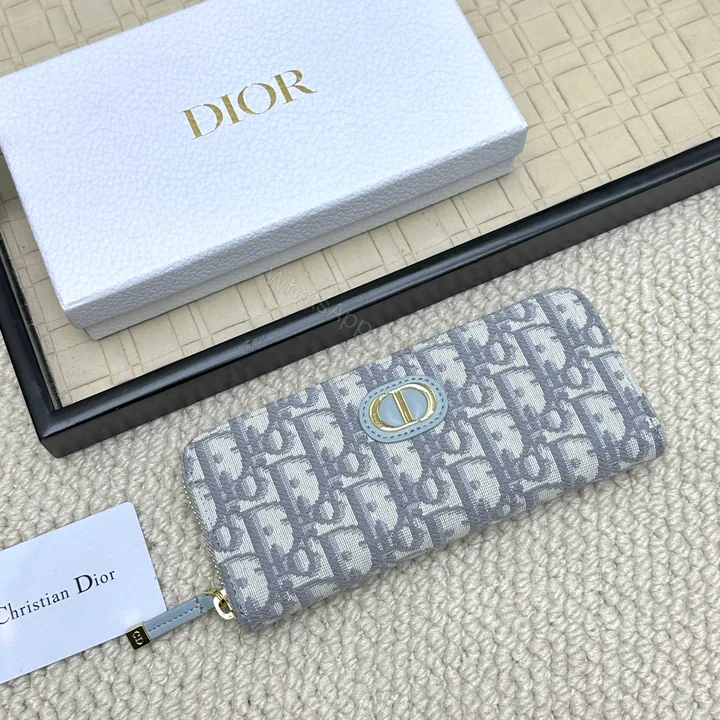 View 1 of Dior 高仿女士長夾 灰藍老花布紋 經典CD扣精品款