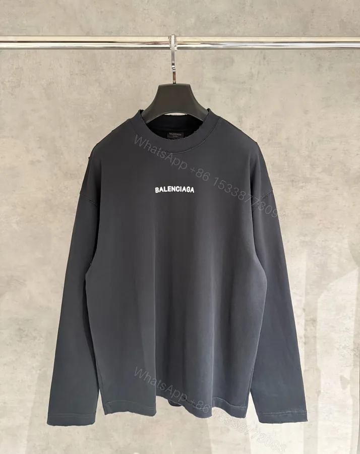 View 1 of Balenciaga 高仿灰黑色長袖T恤 LOGO簡潔百搭日常首選