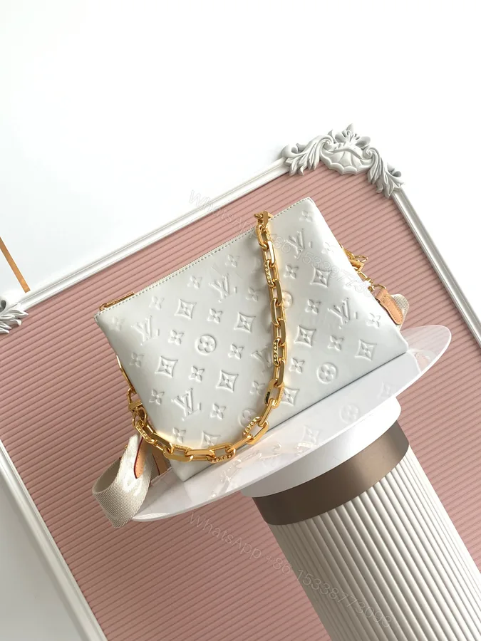 View 1 of LV 高仿白色鏈條肩背包 Monogram壓紋清新設計款