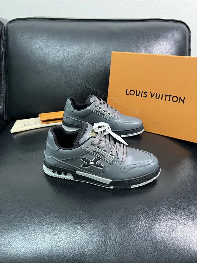 View 1 of LV A貨男士運動鞋灰色低調百搭潮流款