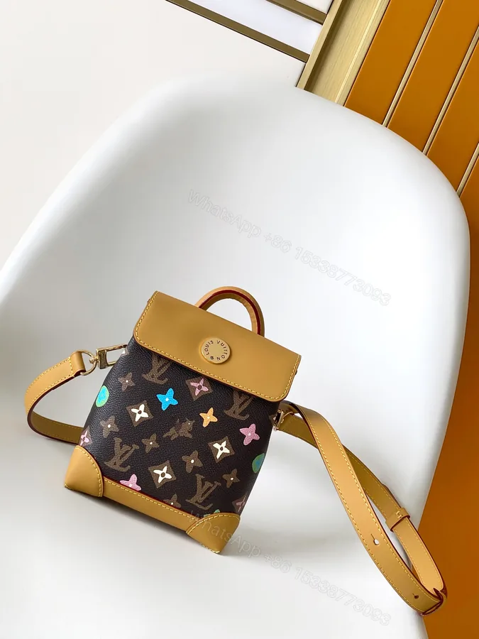 View 1 of LV 高仿 Monogram 真皮迷你桶包 小巧手提斜背兩用包