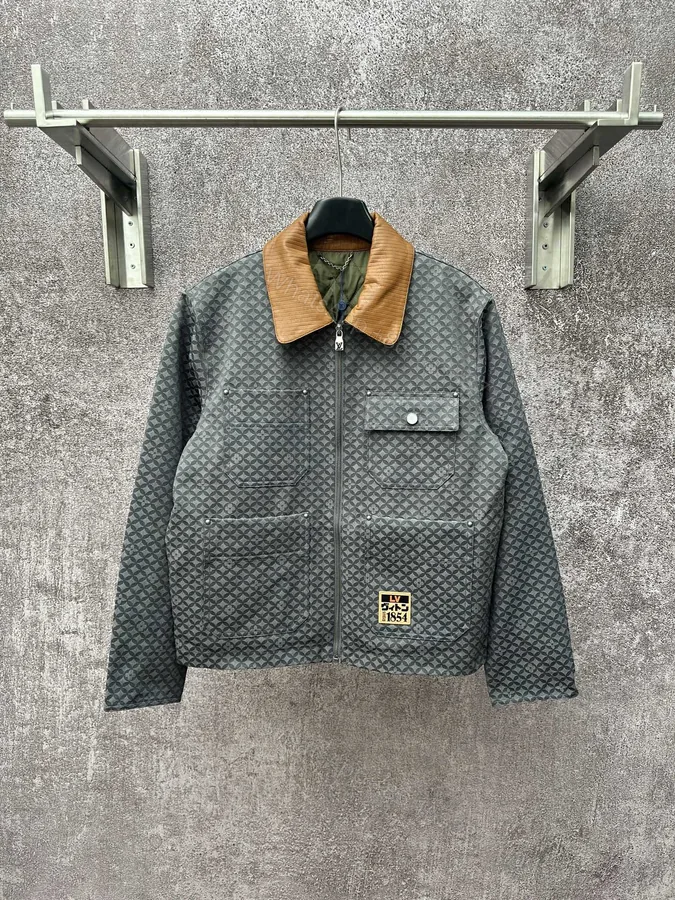 View 1 of LV 高仿棋盤格拼接外套 復古皮領設計男士夾克