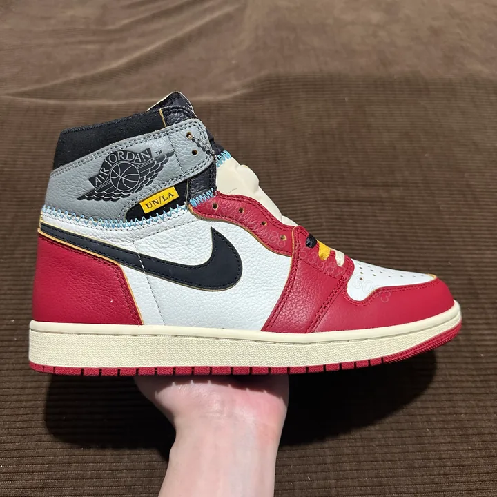 View 1 of Jordan 1 Retro High OG SP Union LA Chicago Shadow