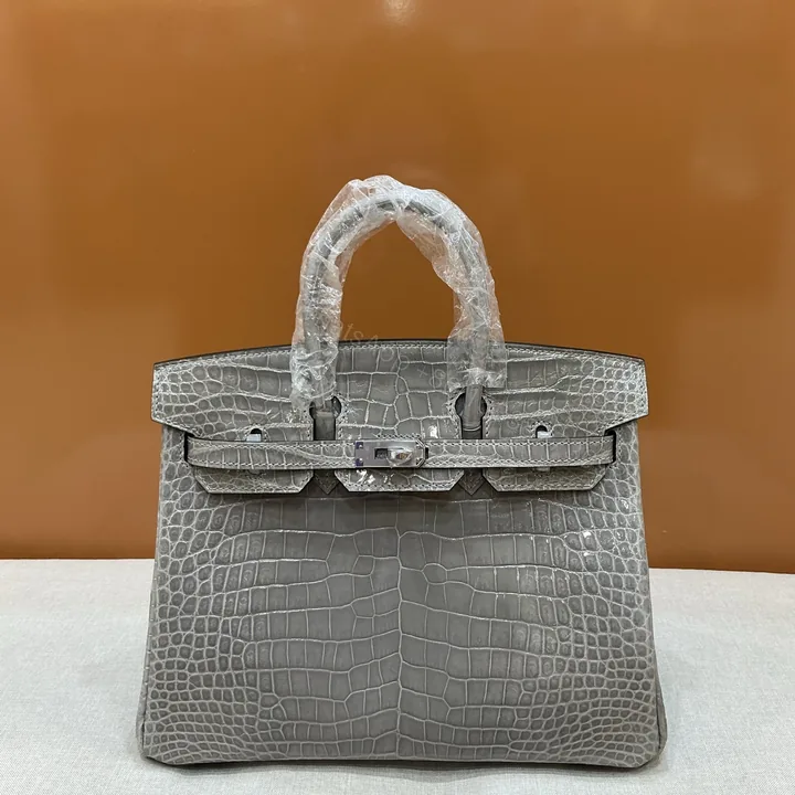 View 1 of Hermes 高仿 女款 Birkin 鱷魚紋手提包 灰色典雅款
