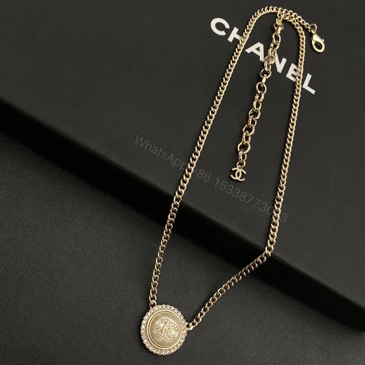 View 1 of EN – Lux Necklace CHL034