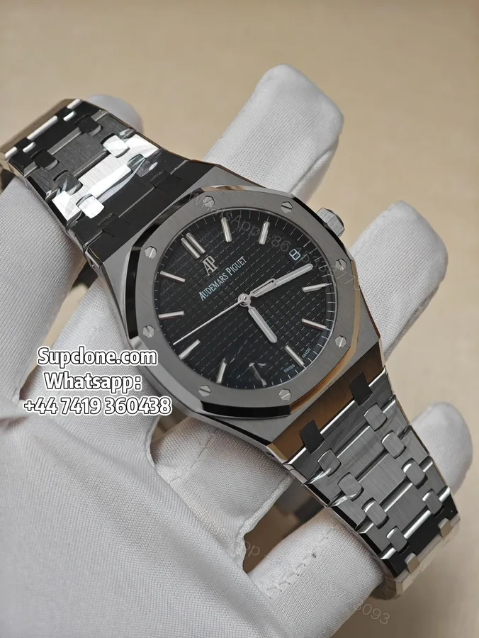 View 1 of Audemars Piguet Super Clone Royal Oak 15500 Black Dial 41MM